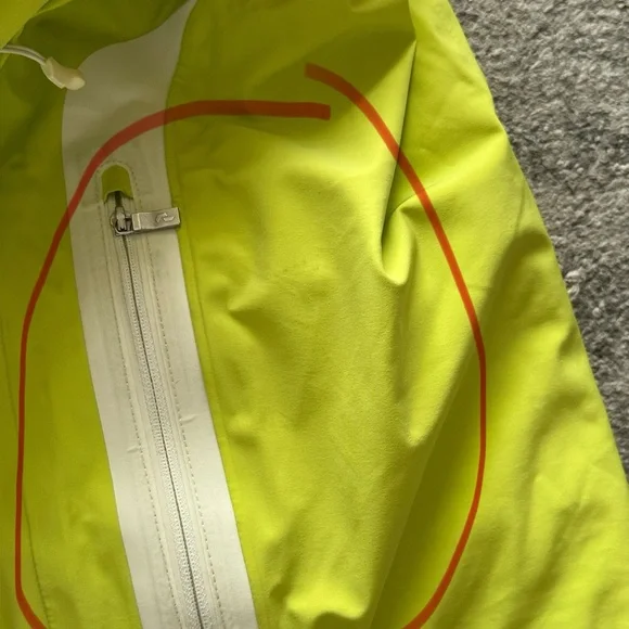 Peak Performance Ski Jacket - Picture 8 of 11